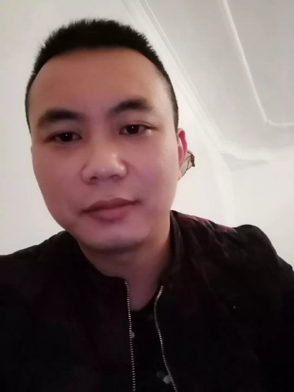 喜闻香气的第一张照片--连云港相亲服务中心
