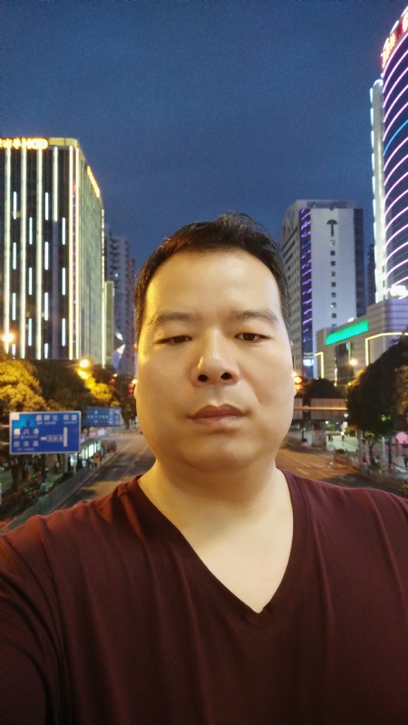 相爱一辈子的第一张照片--连云港相亲服务中心