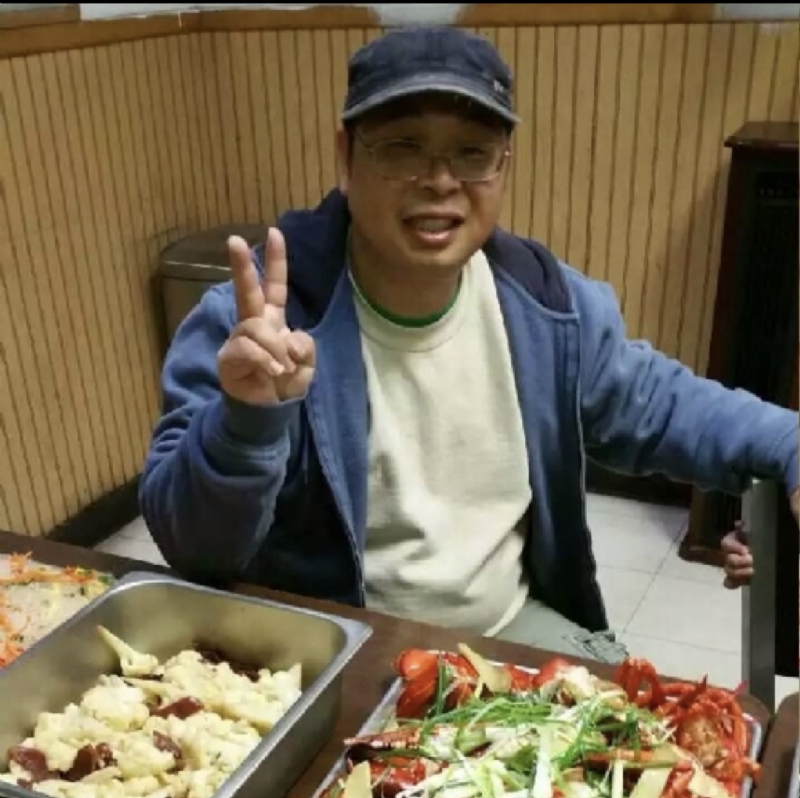 wally的第一张照片--连云港相亲服务中心