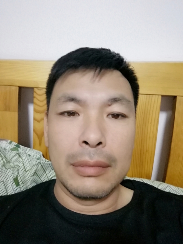 不爱当牛的第一张照片--连云港相亲服务中心