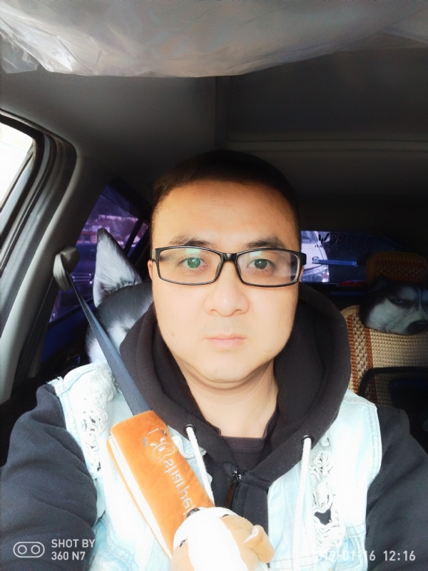 香烟最懂男人心的第一张照片--连云港相亲服务中心