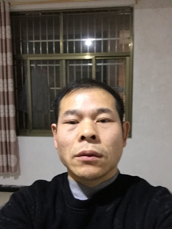 徐徐清风的第一张照片--连云港相亲服务中心