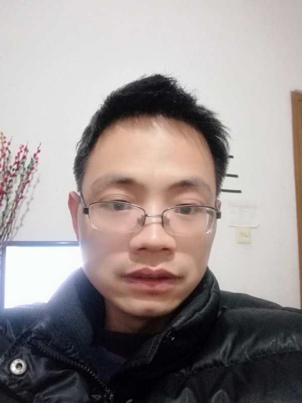 明月天涯的第一张照片--连云港相亲服务中心