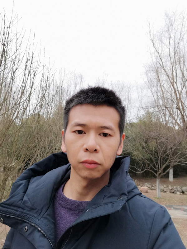 寞峰的第一张照片--连云港相亲服务中心
