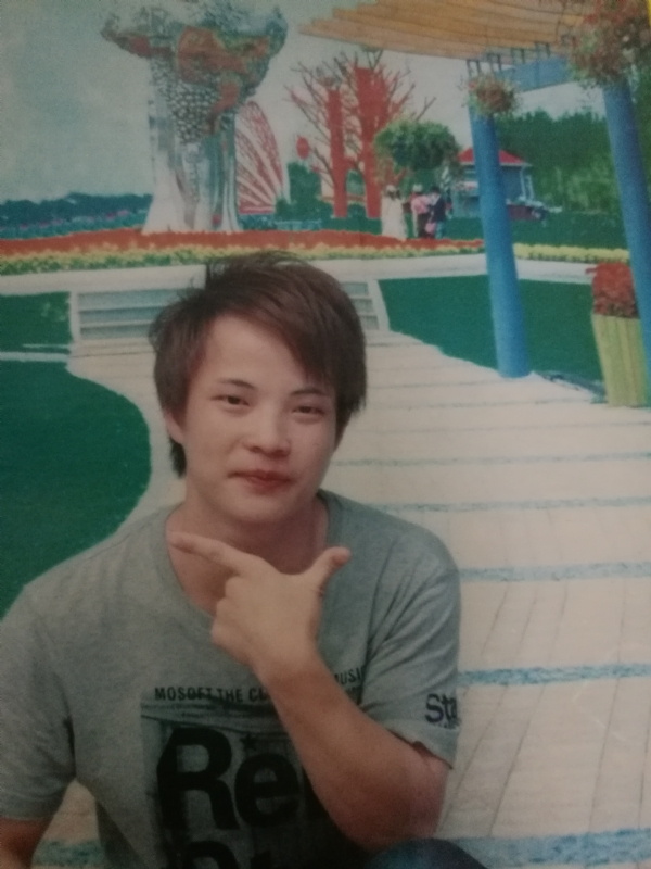 想有个家的第一张照片--连云港相亲服务中心