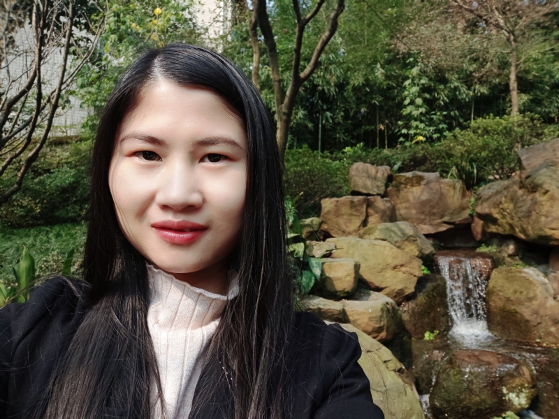 小琳的第一张照片--连云港相亲服务中心