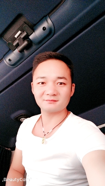 平凡的第一张照片--连云港相亲服务中心