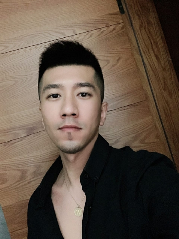 佳佳的第一张照片--连云港相亲服务中心