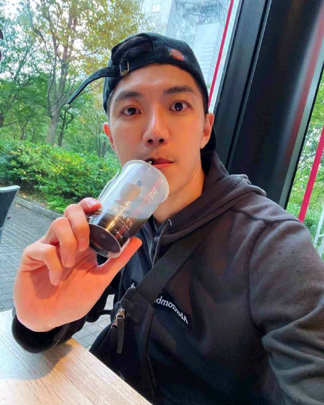 苏天奇的第一张照片--连云港相亲服务中心