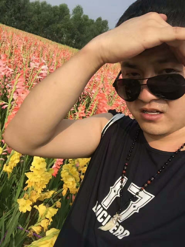 QH-蓝细胞的第一张照片--连云港相亲服务中心