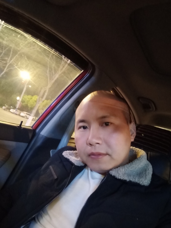 平平淡淡的第二张照片--连云港相亲服务中心