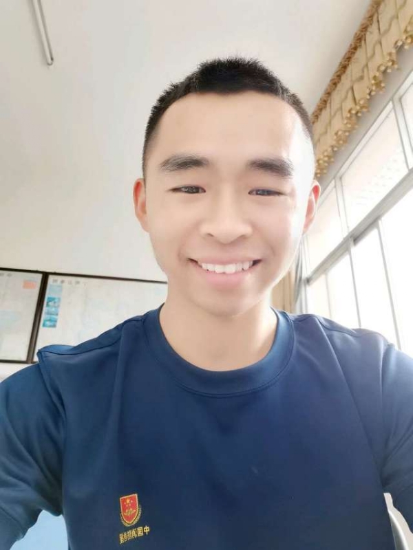 超超的第一张照片--连云港相亲服务中心