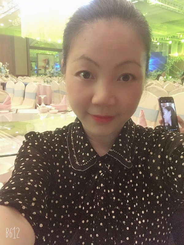 泡沫的第一张照片--连云港相亲服务中心