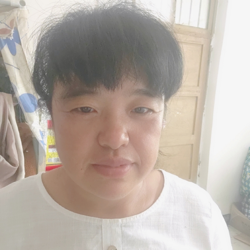 二妮的第二张照片--连云港相亲服务中心