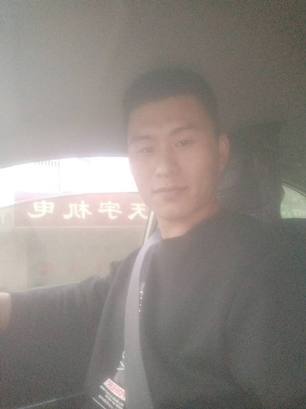 老鼠爱上猫的第一张照片--连云港相亲服务中心