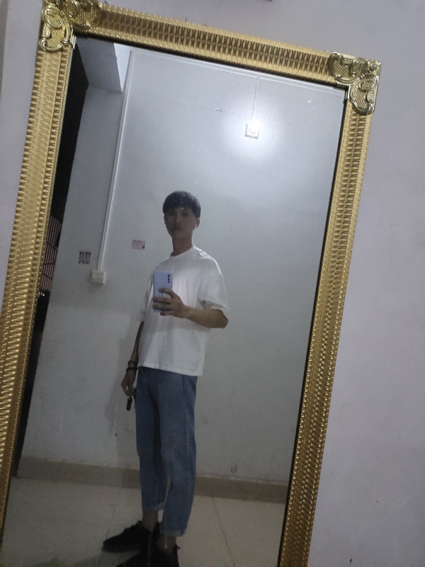 硬币的第一张照片--连云港相亲服务中心