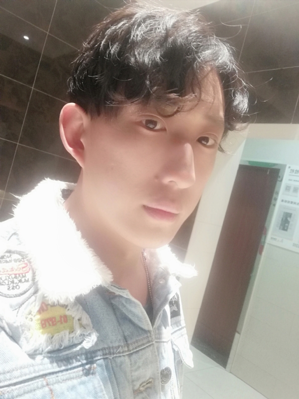 鲸落ii的第二张照片--连云港相亲服务中心