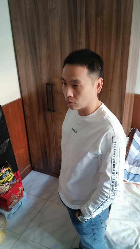 没有蜡笔的小航的第一张照片--连云港相亲服务中心
