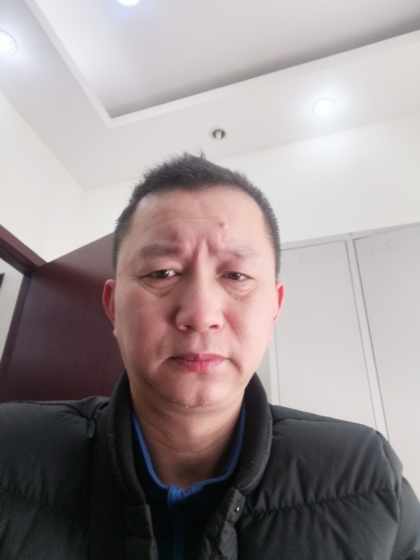 相视而笑的第一张照片--连云港相亲服务中心
