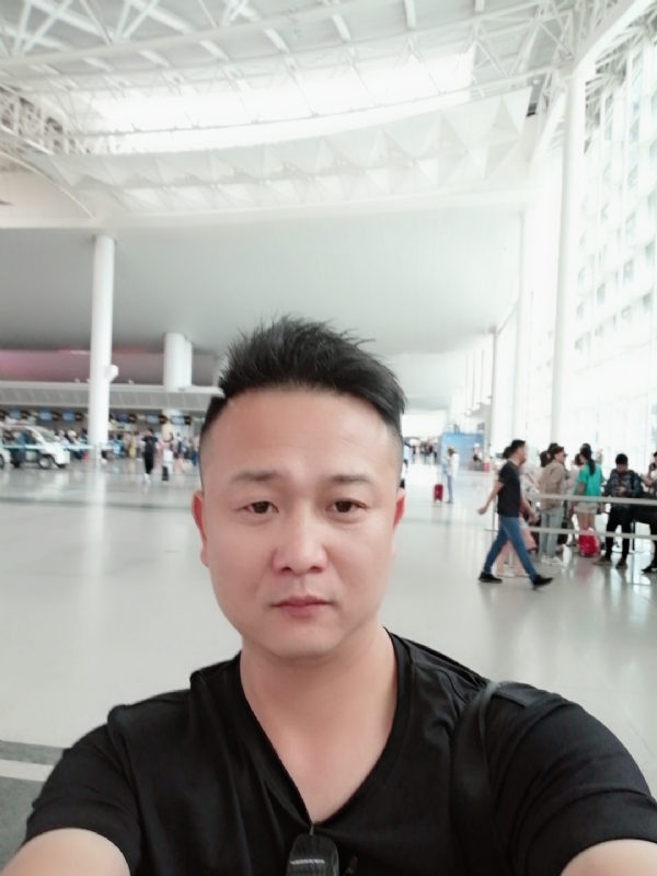 一叶知秋的第一张照片--连云港相亲服务中心