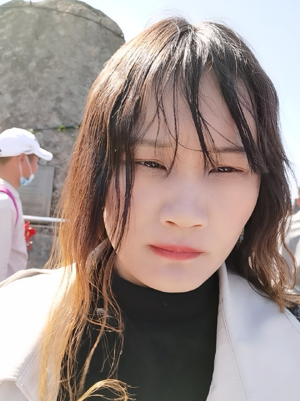 木子李的第一张照片--连云港相亲服务中心