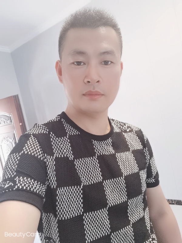 快乐无罪的第一张照片--连云港相亲服务中心