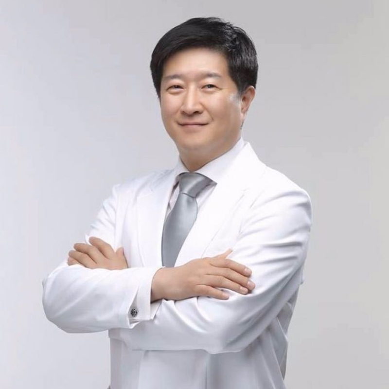 王伟的第五张照片--连云港相亲服务中心