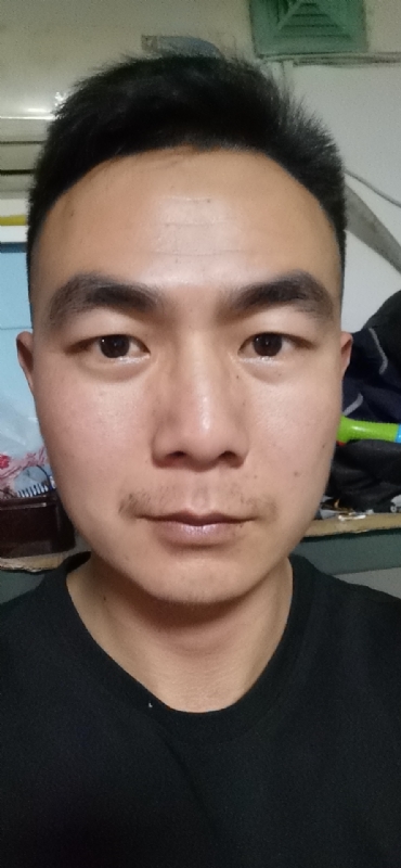 朴实无华的第一张照片--连云港相亲服务中心