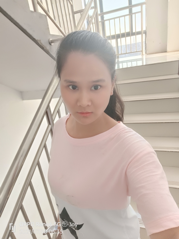 姣的第一张照片--连云港相亲服务中心