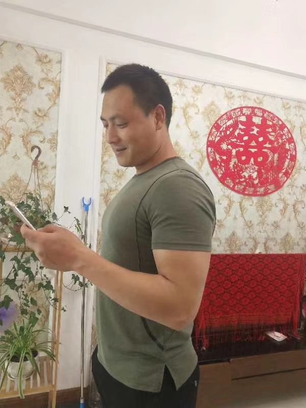 旧时相识的第三张照片--连云港相亲服务中心