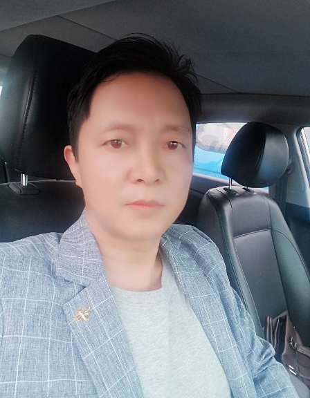 深蓝的第一张照片--连云港相亲服务中心