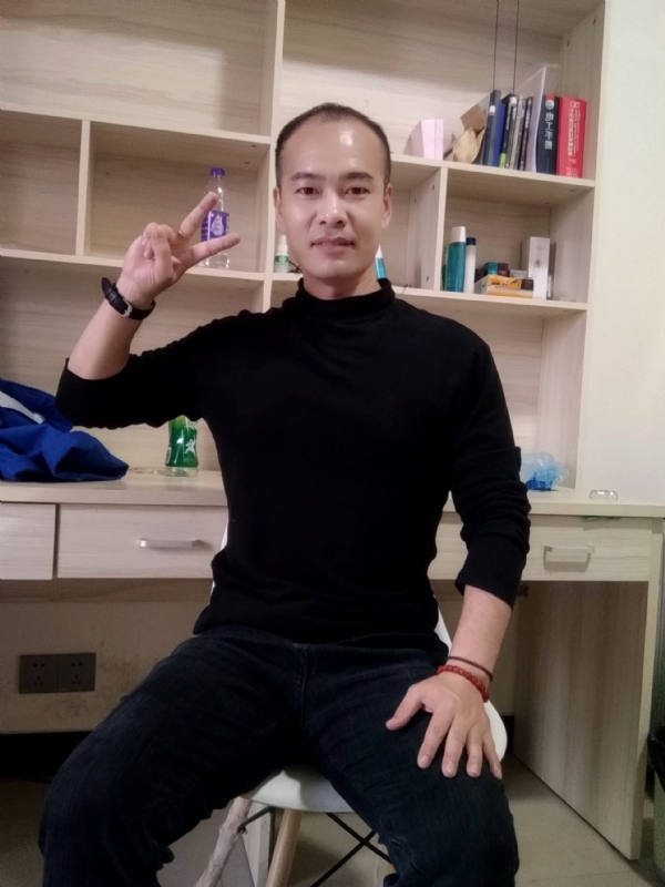 熊大与熊二的第一张照片--连云港相亲服务中心