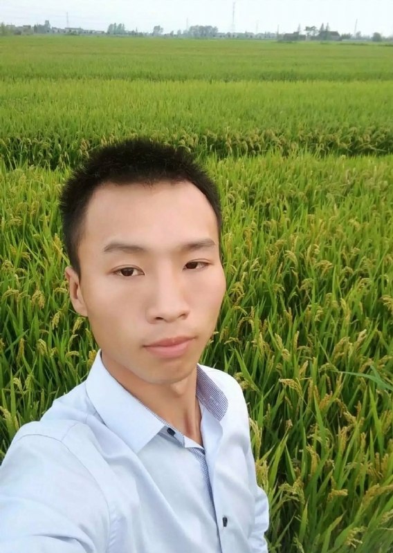 等待远方的你的第二张照片--连云港相亲服务中心