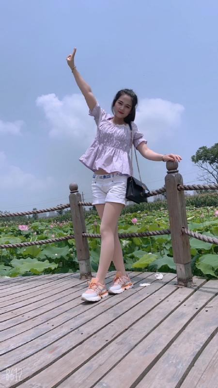 秋水伊人的第一张照片--连云港相亲服务中心