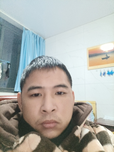寂寞的第一张照片--连云港相亲服务中心
