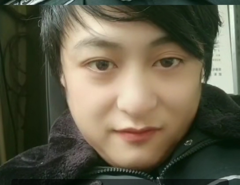 小玮的第一张照片--连云港相亲服务中心
