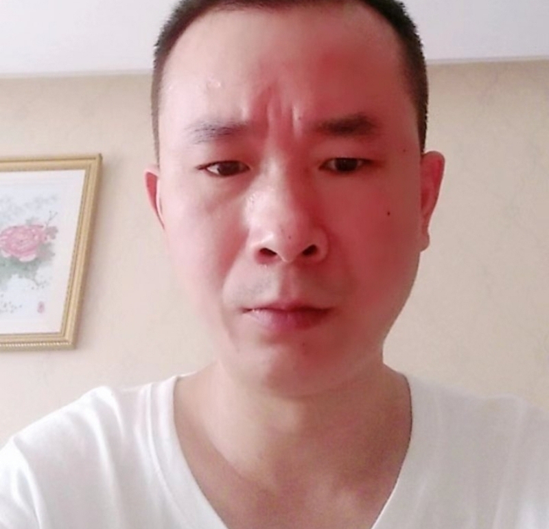 自由飞翔的第一张照片--连云港相亲服务中心