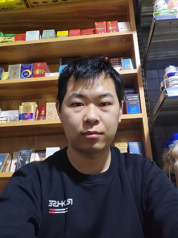 路途中的暖风的第一张照片--连云港相亲服务中心