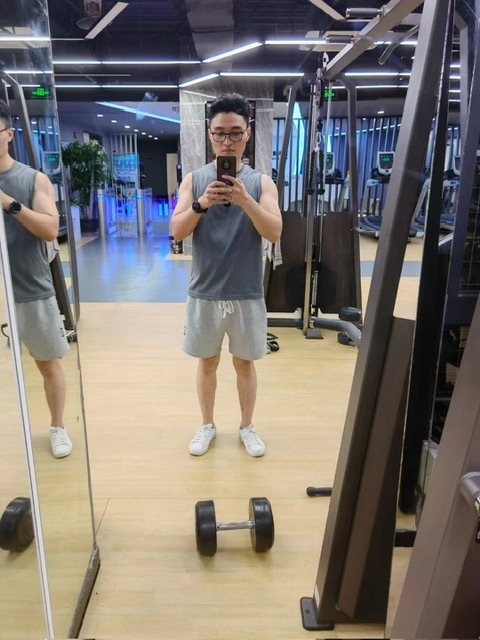超哥的第二张照片--连云港相亲服务中心