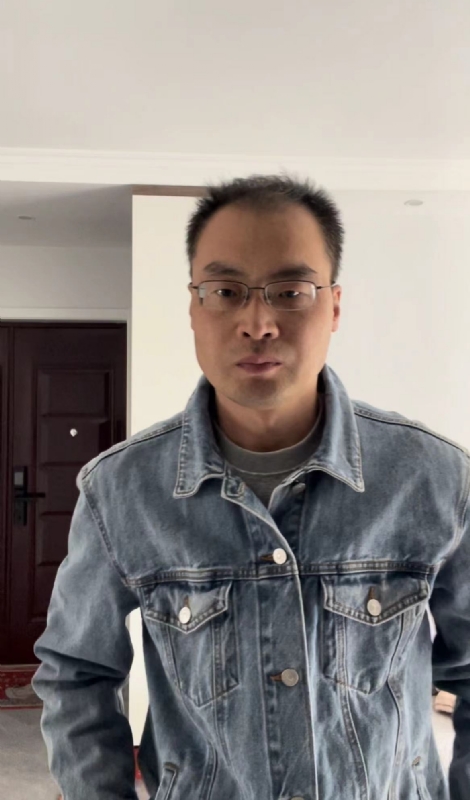 墨灬白的第二张照片--连云港相亲服务中心
