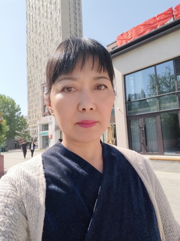 天山雪莲的第一张照片--连云港相亲服务中心