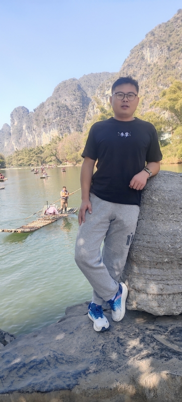 受过伤的狼的第三张照片--连云港相亲服务中心