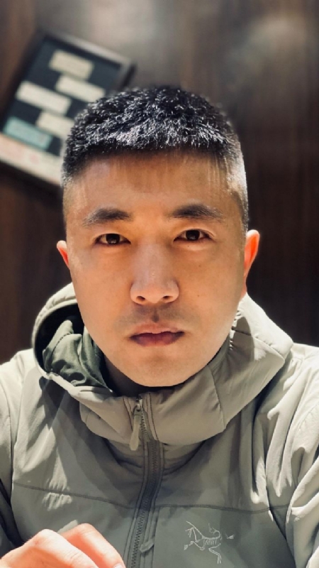 山中何缘的第一张照片--连云港相亲服务中心