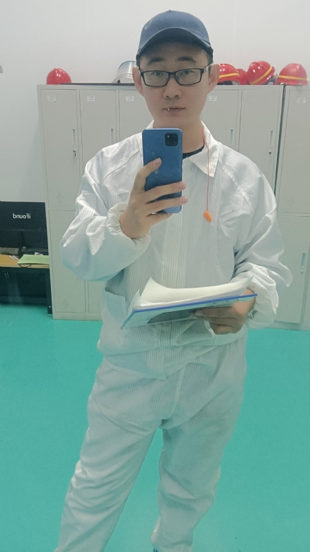 黑黑一笑的第四张照片--连云港相亲服务中心