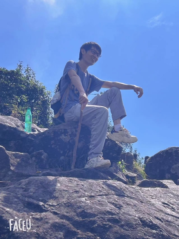 落叶之秋的第一张照片--连云港相亲服务中心