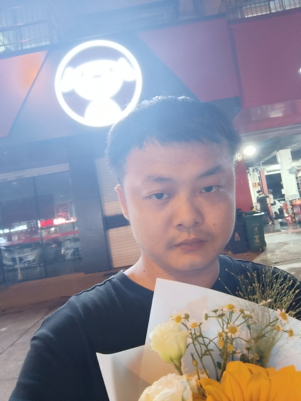 小陈的第一张照片--连云港相亲服务中心