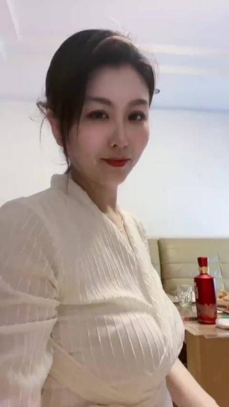 钕钕的第一张照片--连云港相亲服务中心