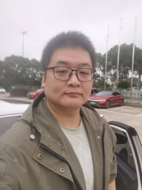 Russell的第一张照片--连云港相亲服务中心