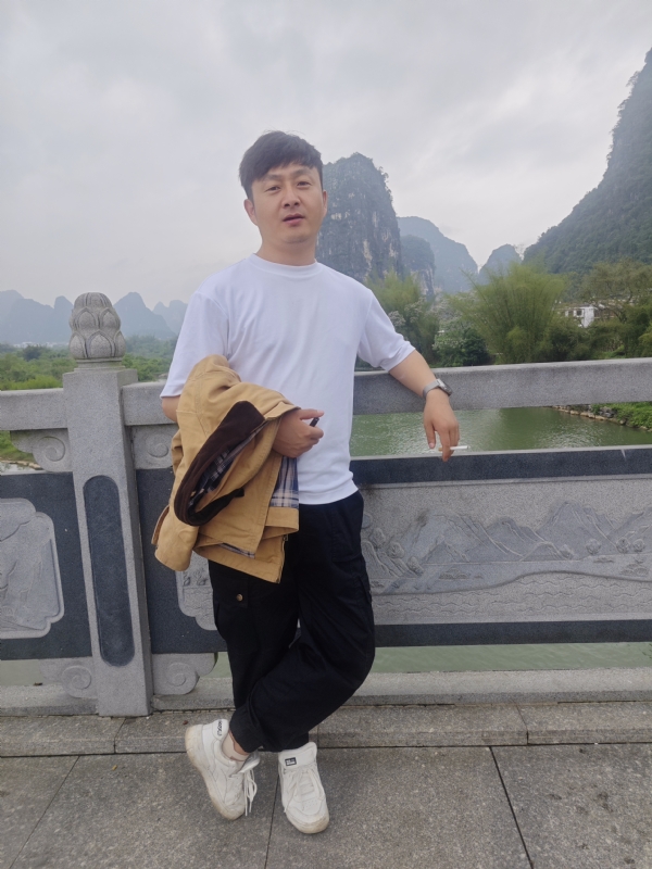 天选之人的第三张照片--连云港相亲服务中心