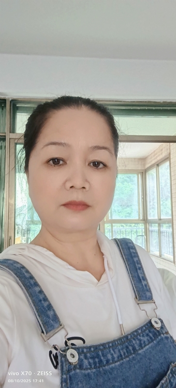 小巧玲珑的第一张照片--连云港相亲服务中心